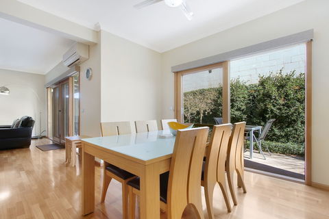 Apartments On Church - Unit 7 - Timeshare Accommodation 1