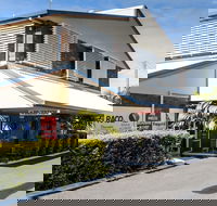 Smart Motel Bert Hinkler