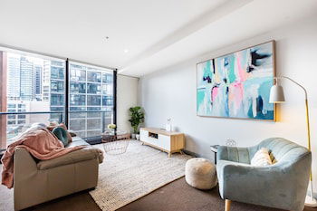 Ella, 1BDR Melbourne Apartment - Timeshare Accommodation 6
