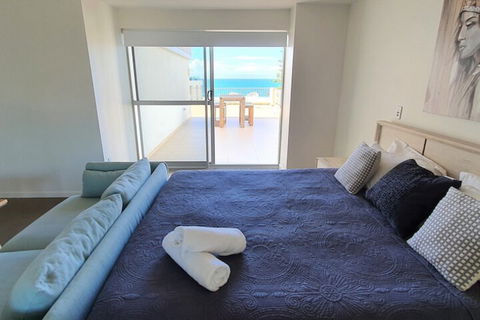 Surfers Chalet - Timeshare Accommodation 7