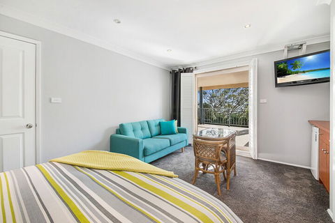 Forresters Beach Bed & Breakfast - Timeshare Accommodation 5