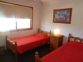 Sails Beach House Apartments Pottsville Beach - Timeshare Accommodation 4