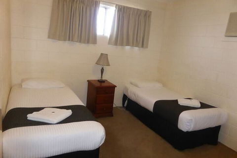 Hilltop Motel - Timeshare Accommodation 7