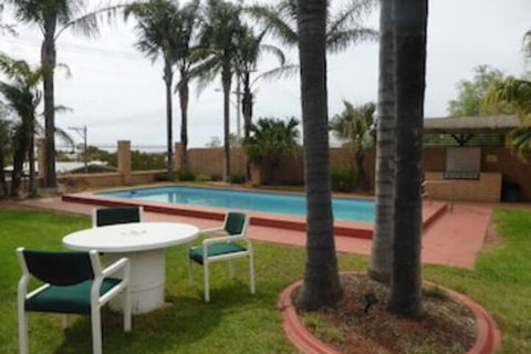 Hilltop Motel - Timeshare Accommodation 2