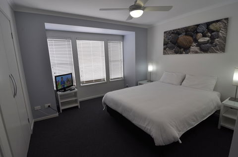 Bluedock Apartments - Timeshare Accommodation 3