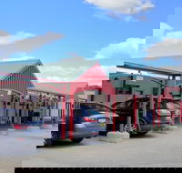Hume Inn Motel