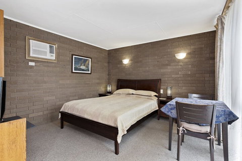 A1 Motels Port Fairy Motel And Apartments - Timeshare Accommodation 4
