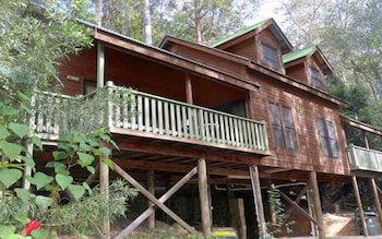 Barrington Wilderness Cedar Lodge Accommodation - Timeshare Accommodation 0