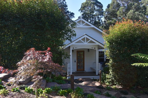 Gatehouse Cottage At Merrow Cottages - Mt Dandenong - Timeshare Accommodation 1