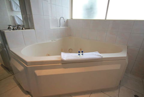 Hume Villa Motor Inn - Timeshare Accommodation 3