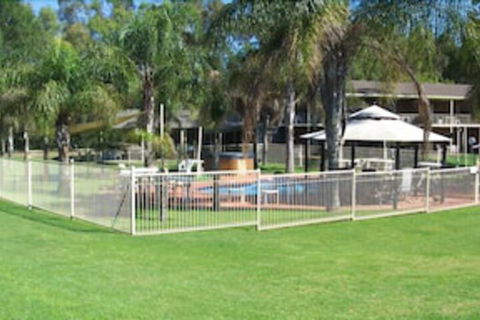 Tocumwal Golf Resort - Timeshare Accommodation 3