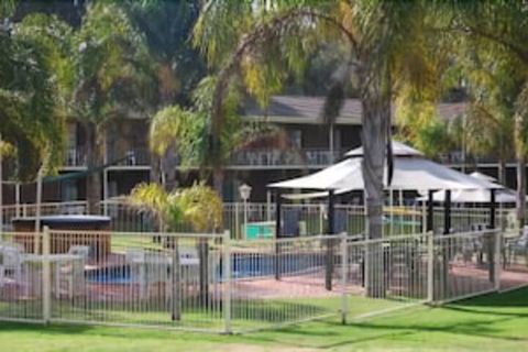 Tocumwal Golf Resort - Timeshare Accommodation 1