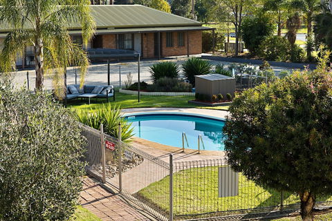 Statesman Motor Inn - Timeshare Accommodation 1