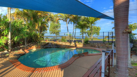 Dolphin Waters Tin Can Bay - Timeshare Accommodation 1