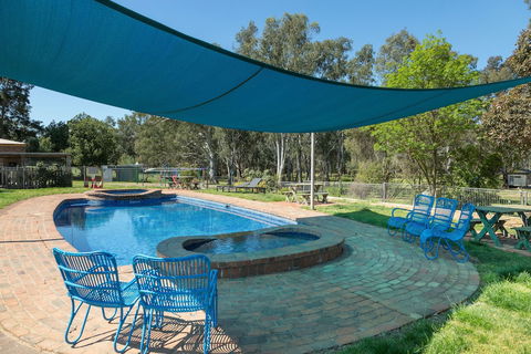 Corowa Bindaree Holiday Park - Timeshare Accommodation 2