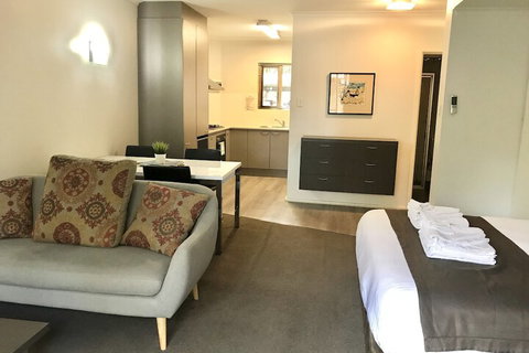 Adelaide Dresscircle Apartments Archer Street - Timeshare Accommodation 6