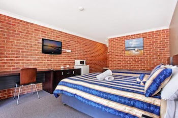 Lake Macquarie Motor Inn - Timeshare Accommodation 0
