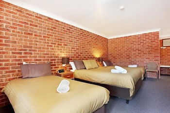 Lake Macquarie Motor Inn - Timeshare Accommodation 2