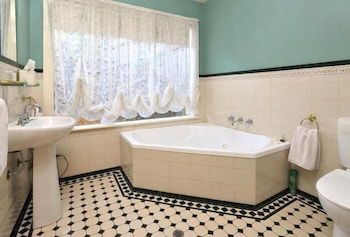 Belgrave Bed And Breakfast - Timeshare Accommodation 2