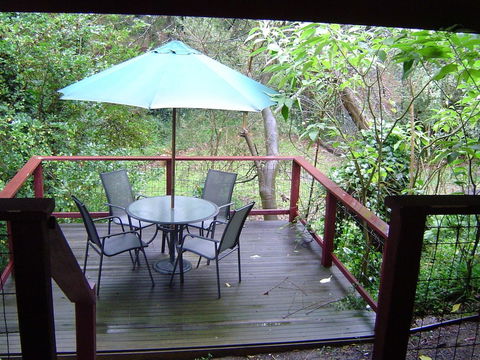 Stones Throw Cottage Bed & Breakfast - Timeshare Accommodation 6