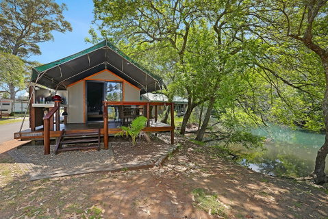 Seven Mile Beach Holiday Park - Timeshare Accommodation 6