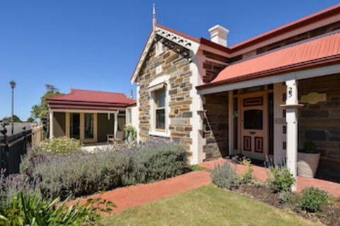 Trafalgar Premium Vintage Suites - Timeshare Accommodation 0