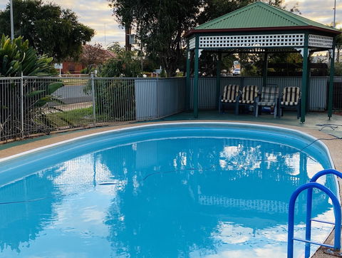 County Lodge Motor Inn - Timeshare Accommodation 1