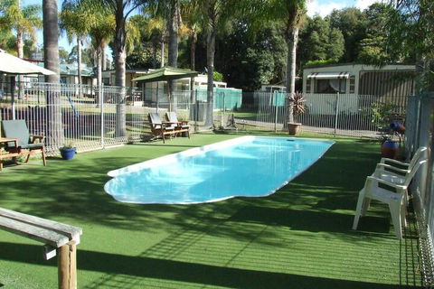 Shady Willows Holiday Park & YHA - Timeshare Accommodation 2