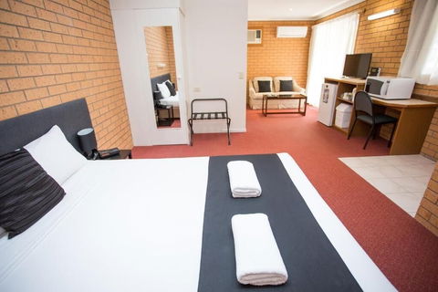 Blue Whale Motor Inn & Apartments - Timeshare Accommodation 4