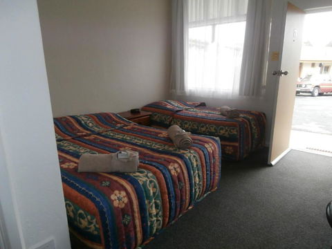 Golden Hills Motel - Timeshare Accommodation 3