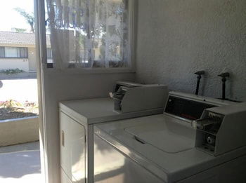 Hanging Rock Family Motel - Timeshare Accommodation 4