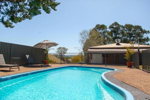 Bega Downs Motor Inn - Timeshare Accommodation 5