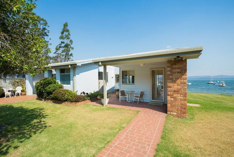 Quarantine Bay Beach Cottages - Timeshare Accommodation 1