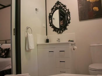 Tudor Cottages Mt Dandenong - Timeshare Accommodation 3