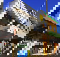 The Entrance Backpackers - Hostel - Timeshare Accommodation