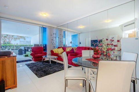 Silvershore Apartments On The Broadwater - Timeshare Accommodation 5