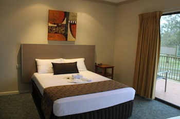 Emerald Executive Apartments - Timeshare Accommodation 1