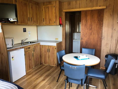 Lake Talbot Tourist Park - Timeshare Accommodation 7