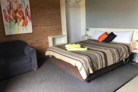Lake Talbot Tourist Park - Timeshare Accommodation 0