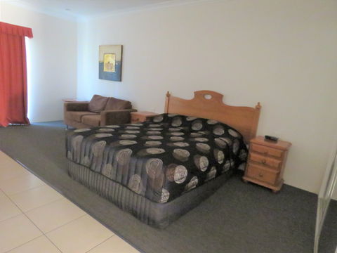 Emerald Gardens Motel & Apartments - Timeshare Accommodation 5