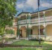 Grove Manor
