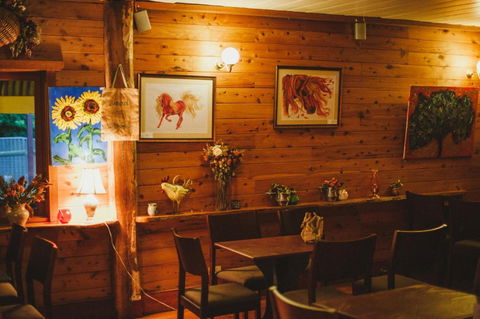Gundaroo Colonial Inn - Timeshare Accommodation 6