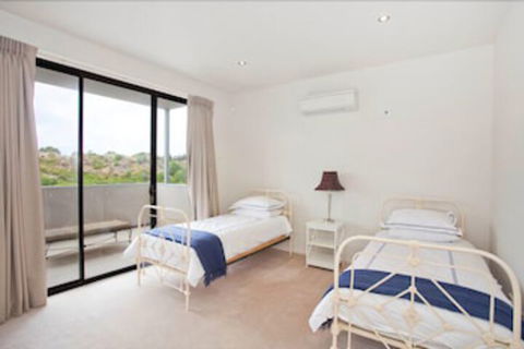Four Kings Apartments - Timeshare Accommodation 7