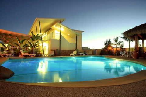 Mayfair Motel Emerald - Timeshare Accommodation 4