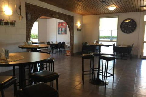 Kings Motor Inn & Steakhouse - Timeshare Accommodation 5
