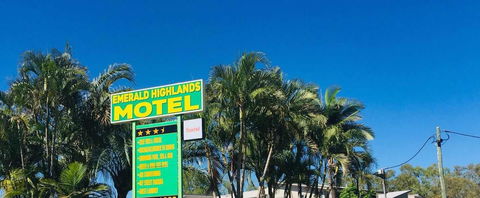 Emerald Highlands Motel - Timeshare Accommodation 3