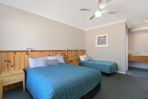 Catalina Motel Lake Macquarie - Timeshare Accommodation 7