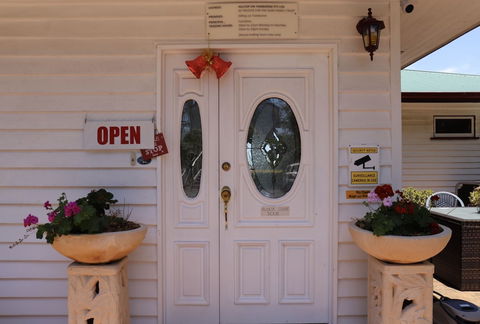 Hilltop On Tamborine - Timeshare Accommodation 0