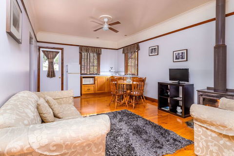 Cypress Ridge Cottages - Timeshare Accommodation 4