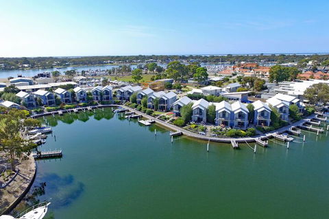 Captains Cove Resort - Timeshare Accommodation 1